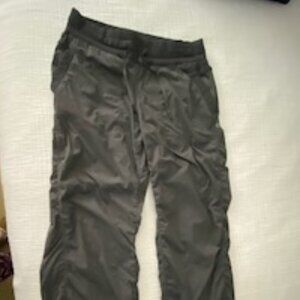 Lululemon Grey Dance Studio Mid-Rise Pant Regular in Size 10